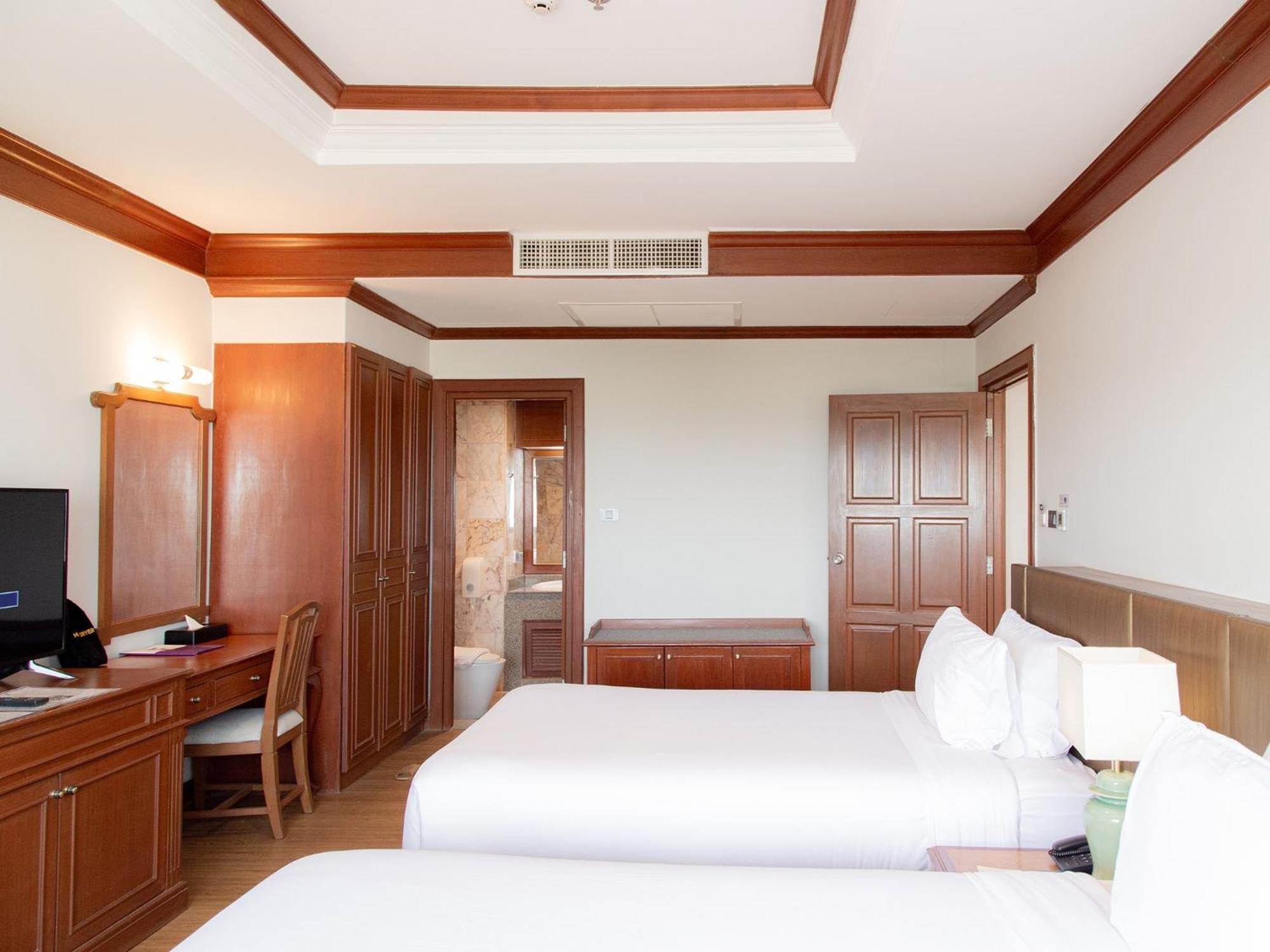 Fortune River View Hotel Nakhon Phanom Exterior photo
