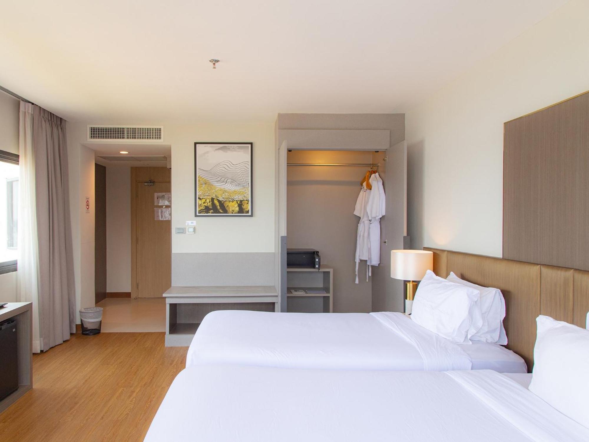 Fortune River View Hotel Nakhon Phanom Exterior photo